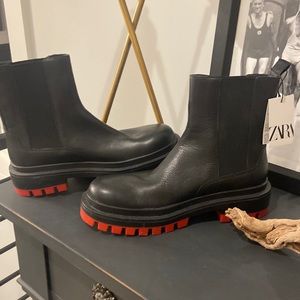 NWT ZARA GENUINE LEATHER LUG SOLE BOOTIES